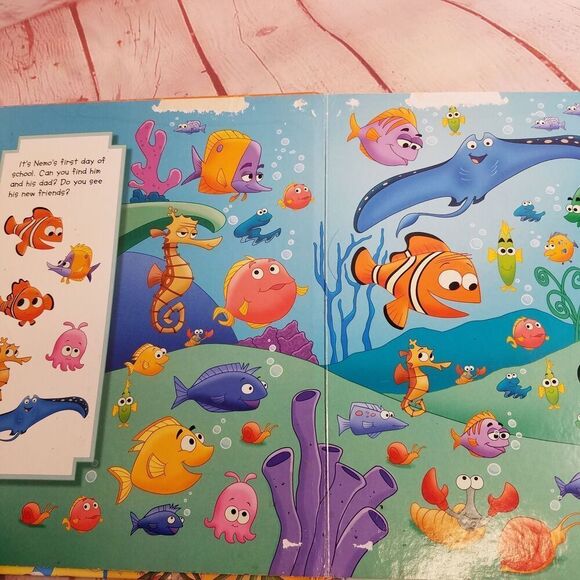 Best Friends Look & find book - Picture 4 of 9